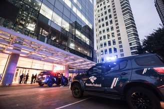 Operação Carbono Oculto foi deflagrada nesta quinta-feira, 28; foragidos estão na difusão vermelha da Interpol