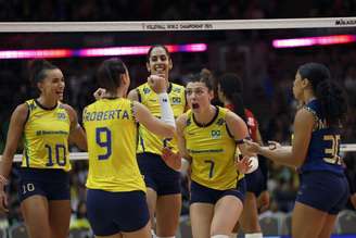 Seleção verde-amarela superou República Dominicana por 3 a 1