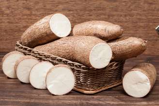 A mandioca é fonte de nutrientes importantes para a saúde