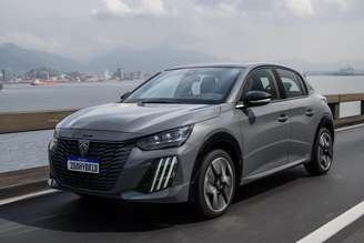 Peugeot 208 GT Hybrid 2026