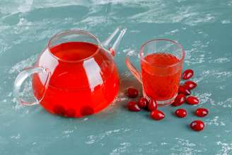 Conheça os benefícios do chá de cranberry