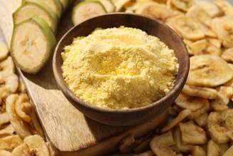 Conheça os benefícios da farinha de banana