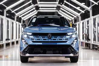 Renault Boreal tem produção iniciada em São José dos Pinhais (PR)