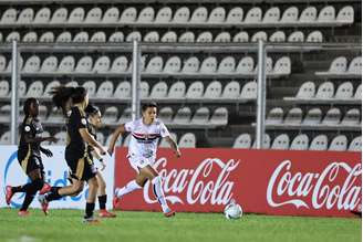 Colo-Colo 'domina' e vence o São Paulo na Copa Libertadores Feminina.