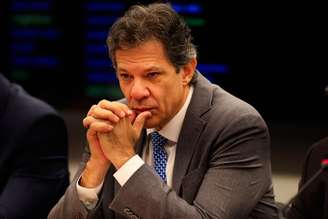 Haddad definiu a condução do relator como 'adequada para seguir adiante e produzir um resultado que obtenha os votos necessários para sua aprovação'