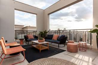 A escolha certa de materiais garante resistência e elegância nas áreas ao ar livre Projeto: Daiane Antinolfi |