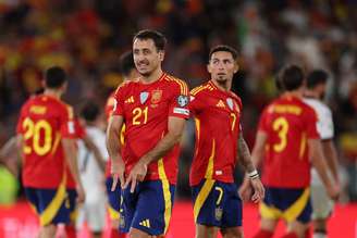 Mikel Oyarzabal em comemoração de gol pela Espanha –