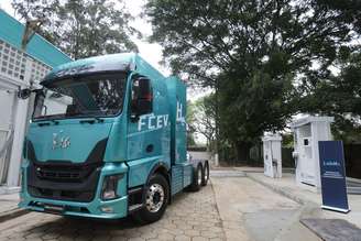 Laboratório de Hidrogênio tem 1 mil m² de área construída e dois pontos para abastecimento de carros, ônibus e caminhões.