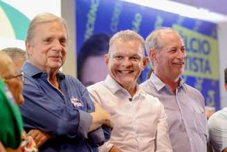 Ciro Gomes e Tasso Jereissati, ex-governadores do Ceará, retomam diálogo político após anos de afastamento