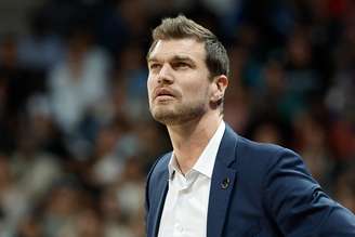 Tiago Splitter foi anunciado como técnico na NBA