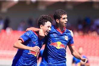Iarley Vieira, Arthur Diniz, jogadores do time sub-15 do Red Bull Bragantino. 
