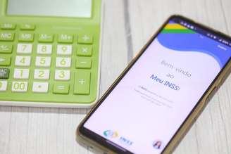 O valor do abono é integral para quem recebeu o benefício todo o ano e proporcional para quem entrou depois