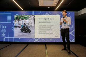 Leandro Abecassis, diretor de Negócios da 99, destaca a parceria com o poder público e os investimentos da empresa em segurança viária