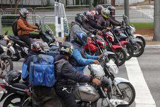 Prefeitura de São Paulo tentar barrar o serviço de mototáxi na capital.