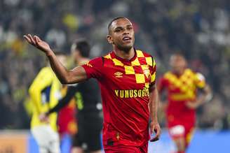 Juan, ex-São Paulo, comemora gol contra o Fenerbahçe na Turquia