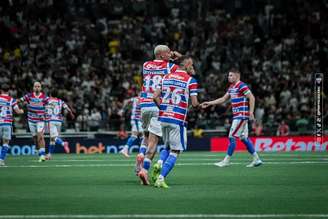 Deyverson anotou hat-trick contra o Atlético-MG e buscou empate para o Fortaleza.