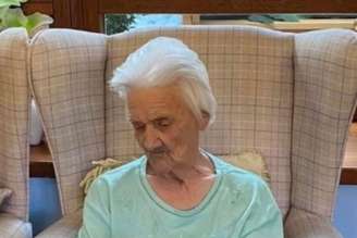 Brenda Miles, idosa expulsa de asilo
