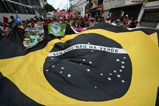 Presidência da conferência climática tenta destravar negociações críticas