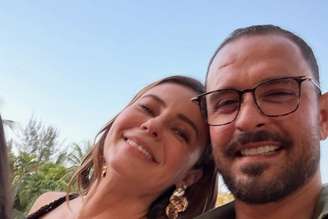 Paolla Oliveira e Diogo Nogueira posam juntinhos em tempo livre
