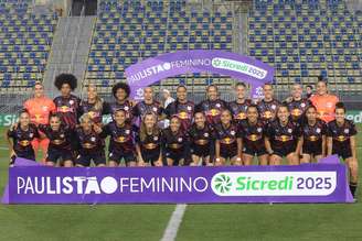 Jogadoras das Bragantinas. 