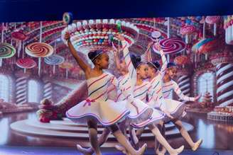 O projeto social integra ações socioculturais e oferece aulas gratuitas de dança para crianças e adolescentes da região de Paraisópolis.