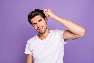 A calvície é mais comum nos homens do que nas mulheres