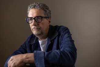 Diretor Kleber Mendonça Filho, de filmes como O Agente Secreto e Bacurau