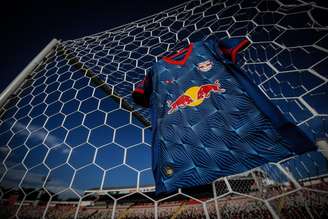 Uniforme do Red Bull Bragantino. 