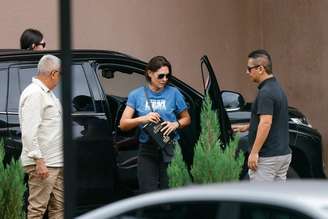 Michelle Bolsonaro chega à Superintendência da Polícia Federal em Brasília para visitar o marido