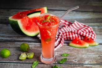 Spritz de melancia e hortelã