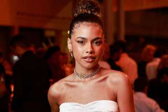 Alana Cabral na festa de lançamento de Três Graças