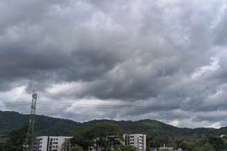 Novas tempestades devem atingir Sul e Sudeste nesta sexta-feira e no fim de semana