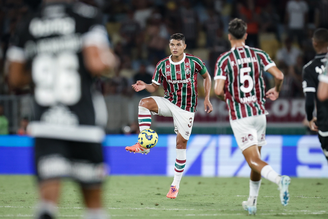 Thiago Silva em campo pelo Fluminense contra o Vasco no Maracanã
