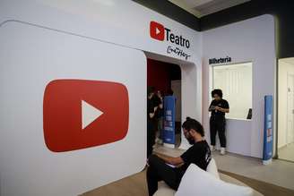 A entrada do novo Teatro YouTube. A sala ganhou o nome de Eva Herz, em homenagem ao antigo teatro que funcionava no local