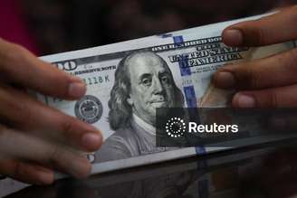 Notas de dólar
09/04/2025. REUTERS/Willy Kurniawan
