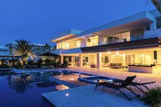 Mansão se tornou conhecida nos bastidores de Brasília como ponto de encontros reservados entre Vorcaro e autoridades 