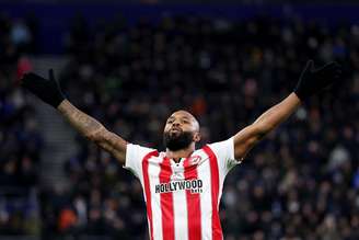 Igor Thiago: conheça o atacante brasileiro que trabalhou como pedreiro e virou sensação na Premier League