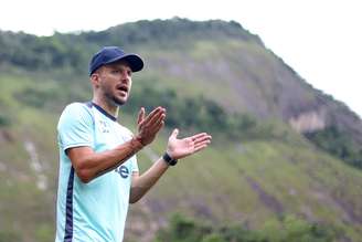 Martin Anselmi durante treino do Botafogo 