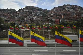 Caracas, capital da Venezuela, segue em uma calmaria tensa após captura de Maduro pelos EUA