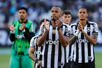 Marlon Freitas após a vitória do Botafogo sobre o Fortaleza, sua última partida pelo clube 