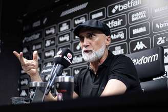 Álvaro Pacheco teve curta passagem no Vasco em 2024 –