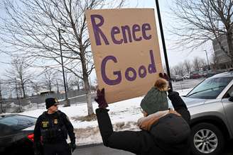Renee Nicole Good, de 37 anos, tinha um filho, de 6 