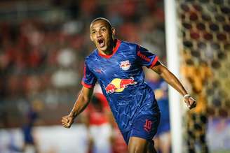 Jhon Jhon marca no fim e Red Bull Bragantino vence o Noroeste na estreia do Paulistão. 