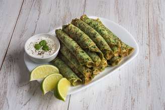 Panqueca de ora-pro-nóbis