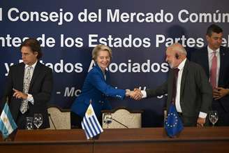 Von der Leyen e Lula durante negociações do acordo UE-Mercosul em 2024