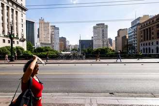 Capital paulista está na área de alerta laranja para onda de calor.