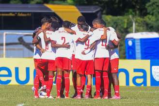 Jogadores do time sub-20 do Red Bull Bragantino. 