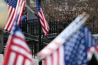 Emissão para cidadãos do Brasil foi congelado, segundo mídia