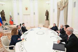 Witkoff e Kushner em reunião com Putin em Moscou em 2 de dezembro de 2025