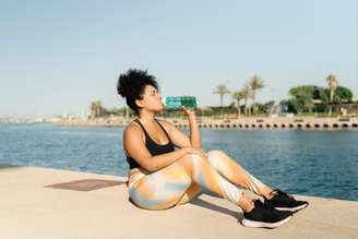 A retenção de líquido é uma resposta do corpo aos dias de calor